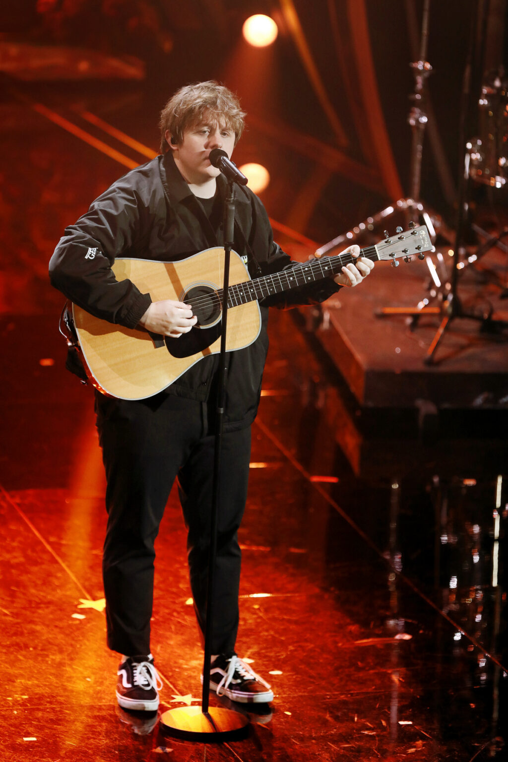 50 Most Famous Singers In The World - Hood MWR