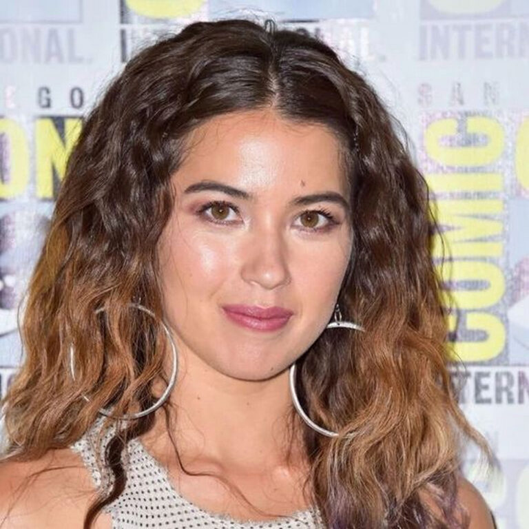 50 Famous Celebrities With Asymmetrical Faces - Hood MWR