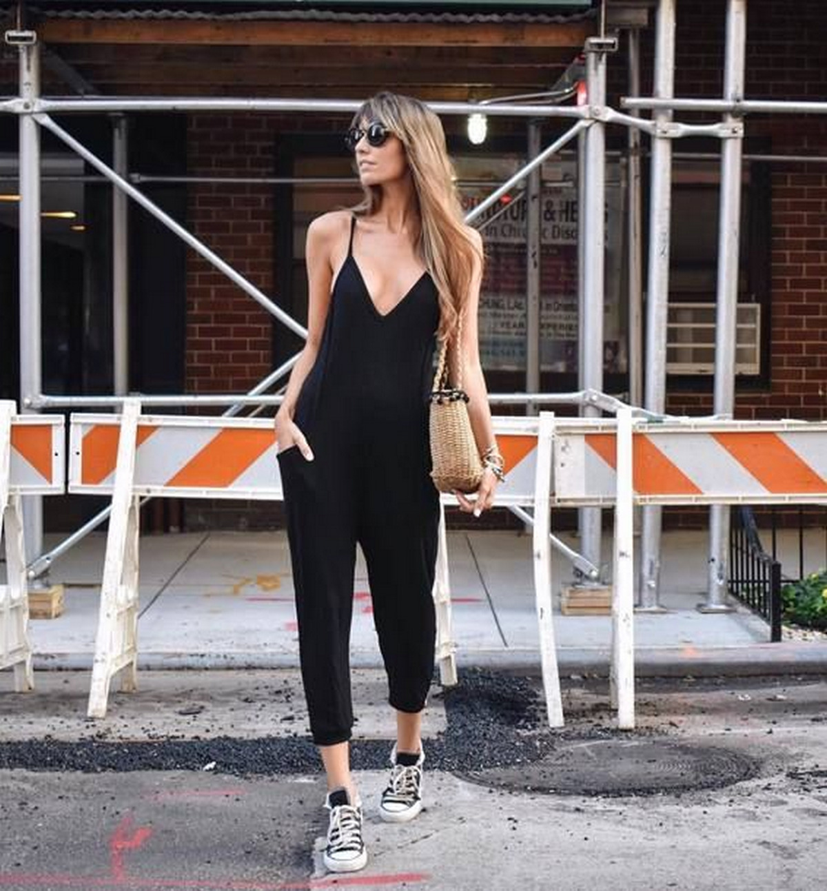 7 Tips to Choose What Shoes to Wear with Your Jumpsuit – Shop The Mint