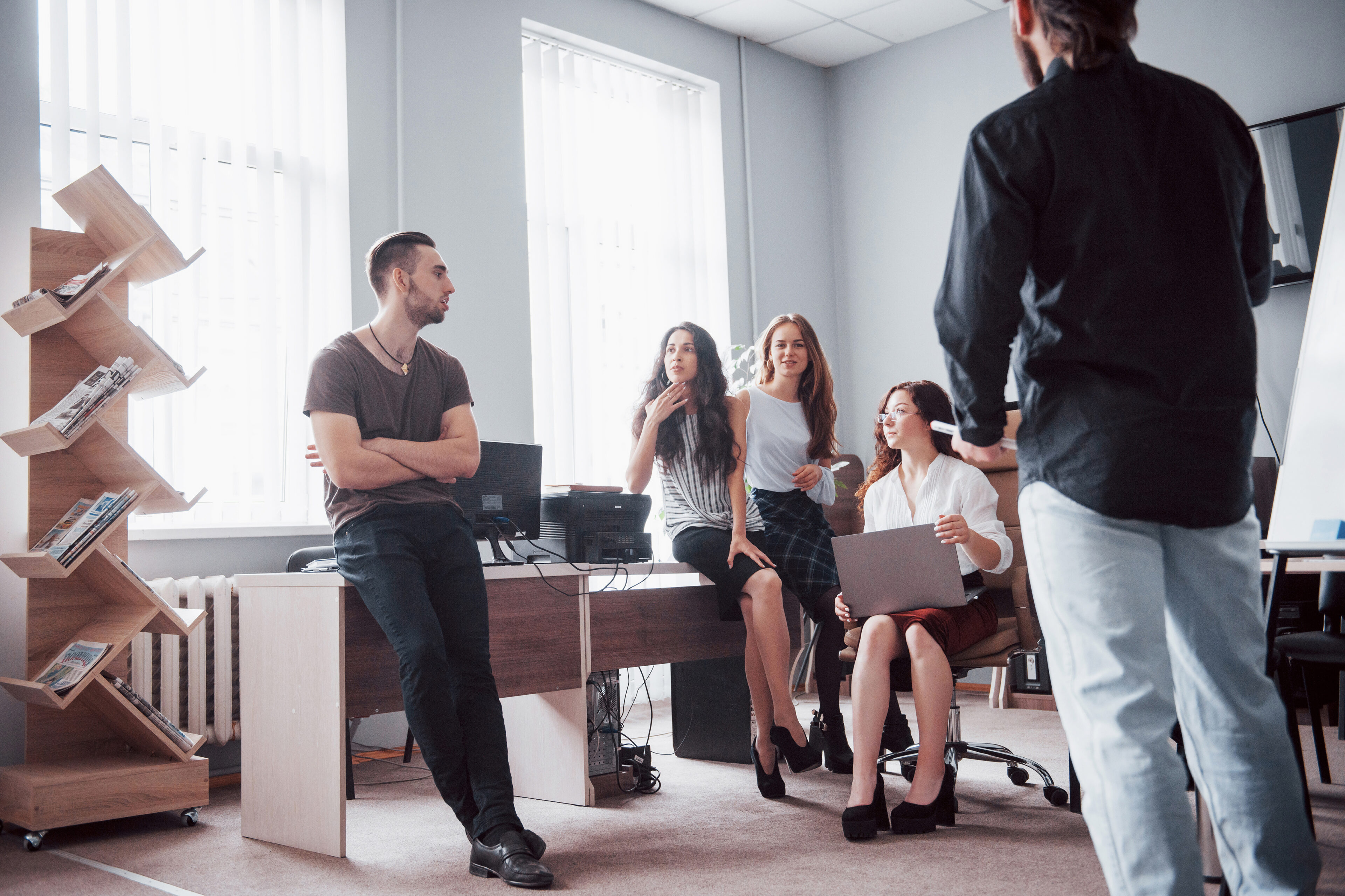 Way 1: Try Alternating between Standing and Sitting Every Hour