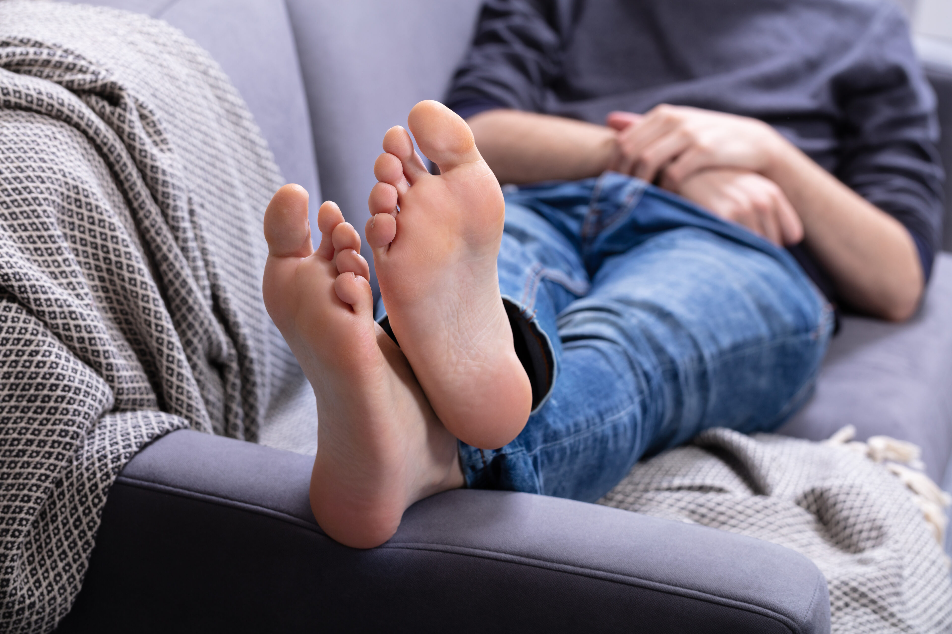 What are the best ways to relieve foot pain?