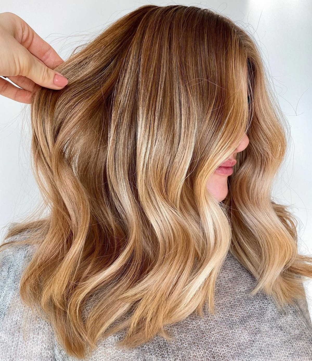 Honey Bronde Hair