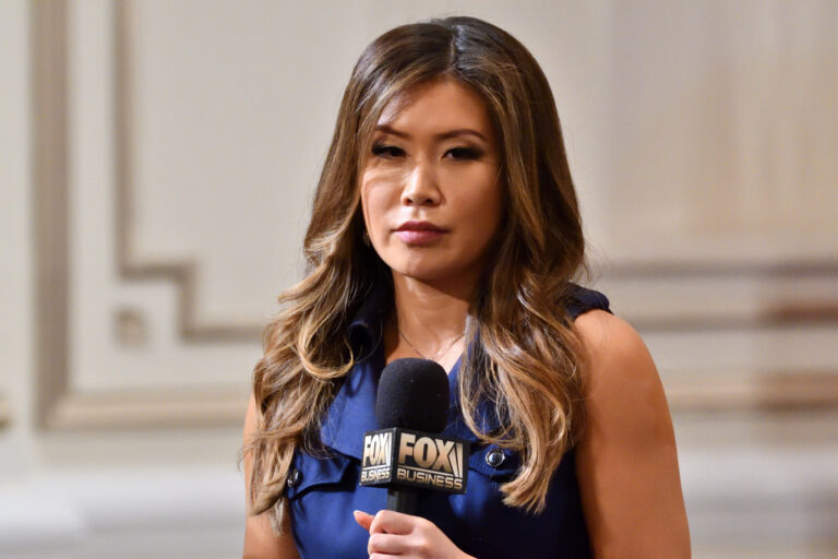 Top 50 Anchors Reporters Of Fox News Hood MWR