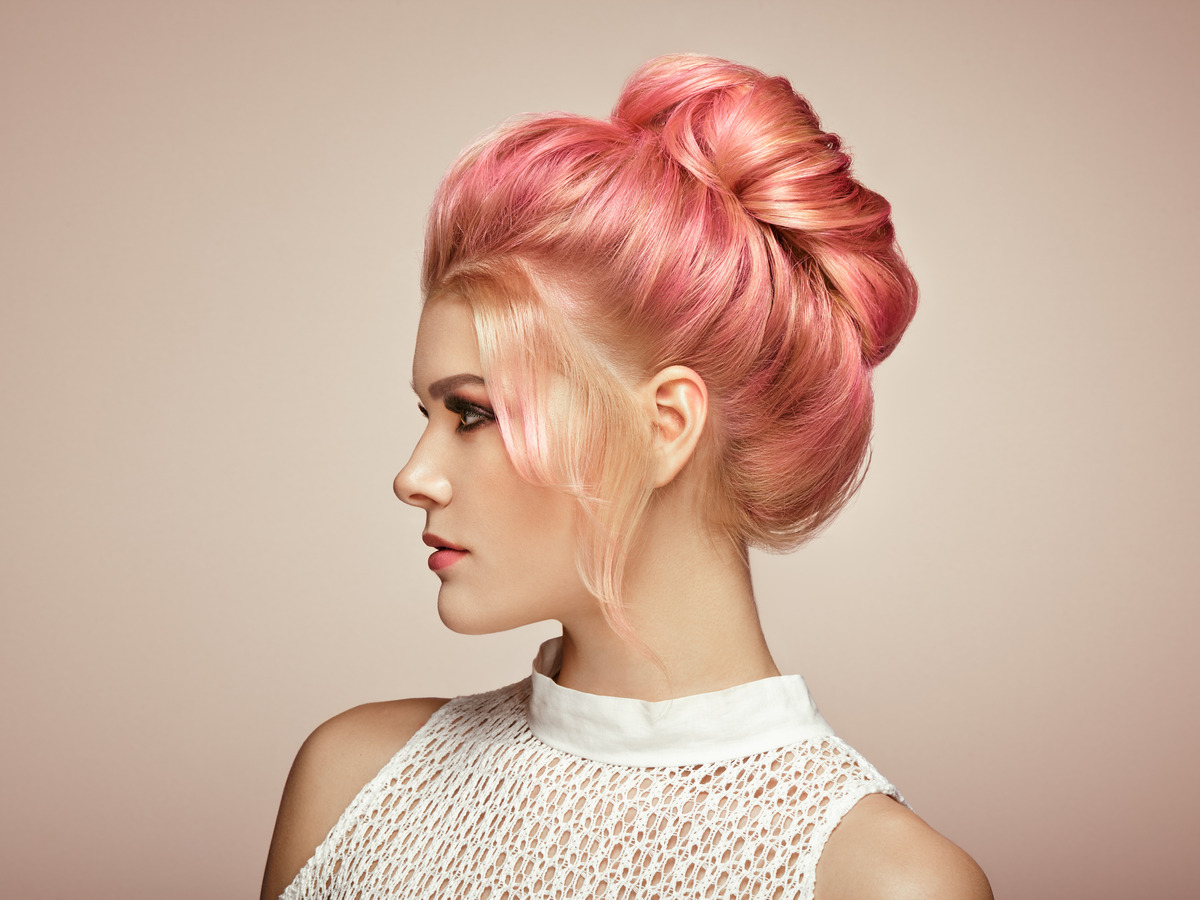 Highlight Blonde And Pink With Elegant And Shiny Buns