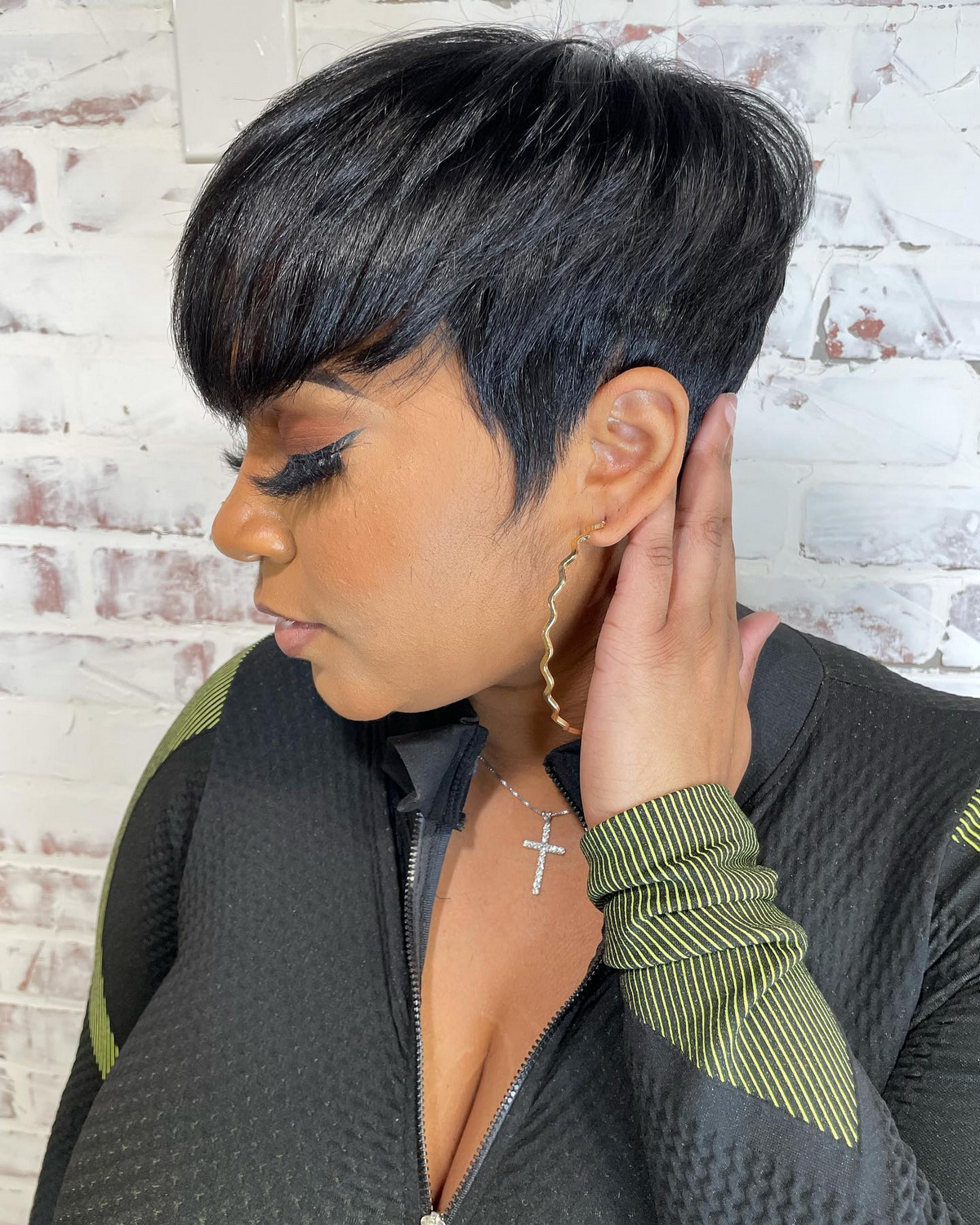 Straight Tapered Black Pixie