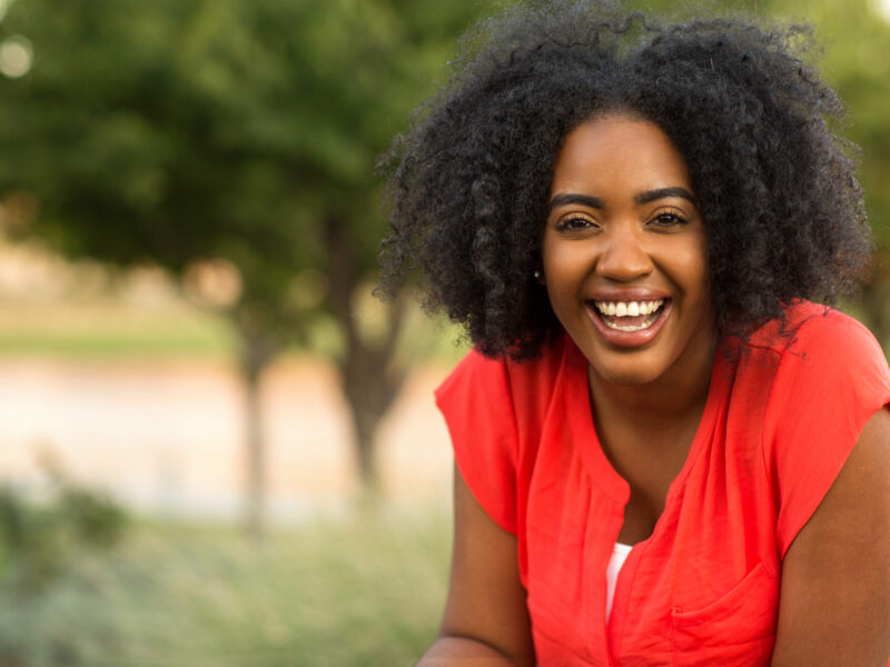 35 Short Curly Hairstyles For Women With Round Faces