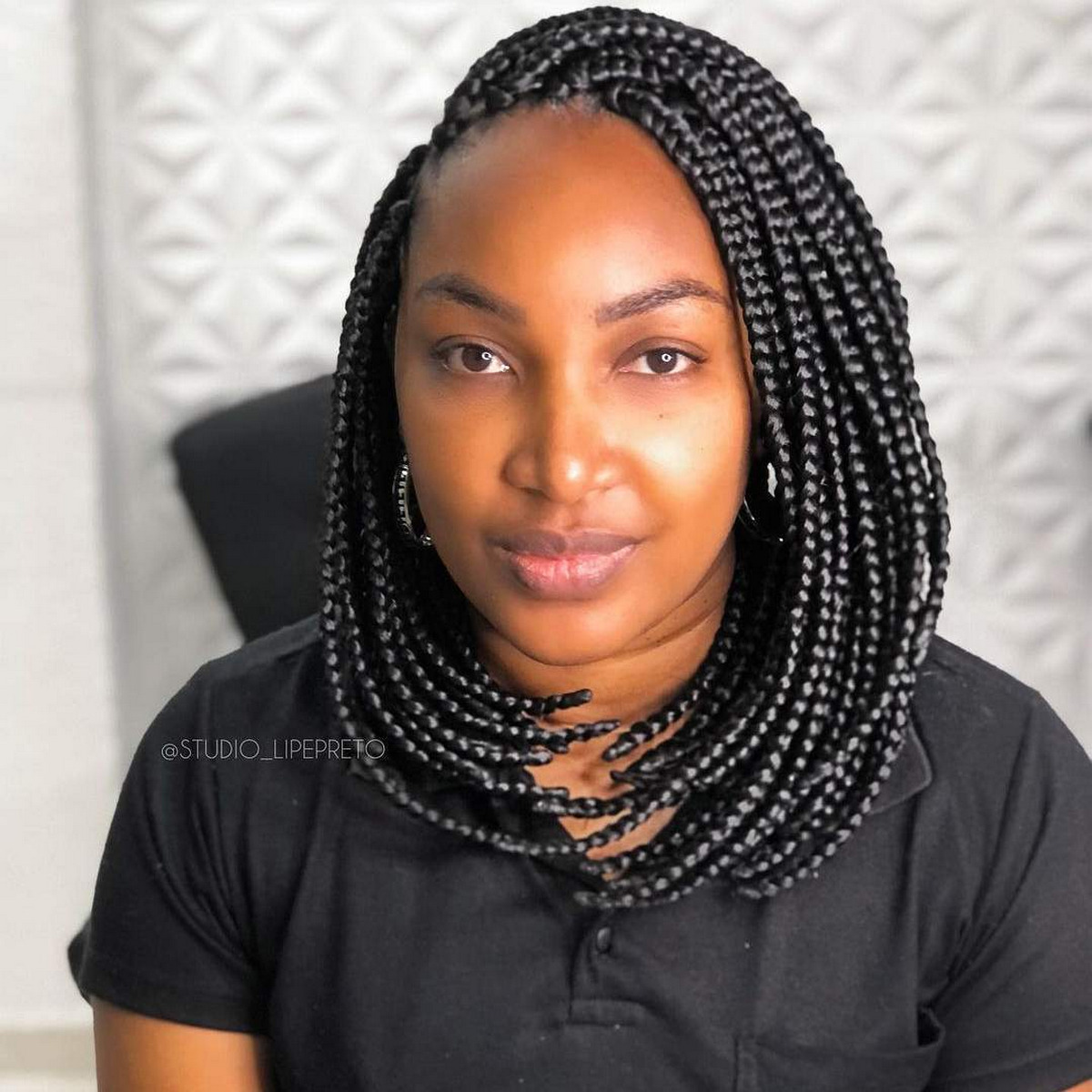 Feminine Side Parting On Short Box Braids