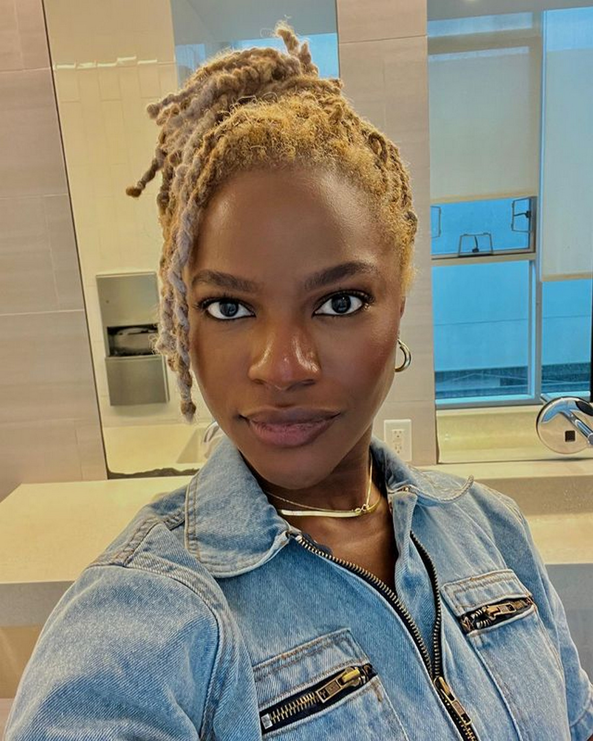 Short Dreads Styles For Women
