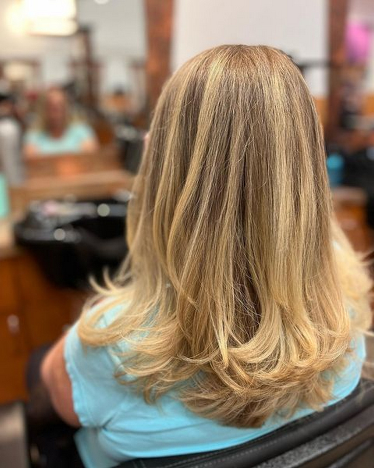 Swoopy Feathered Layers with Balayage