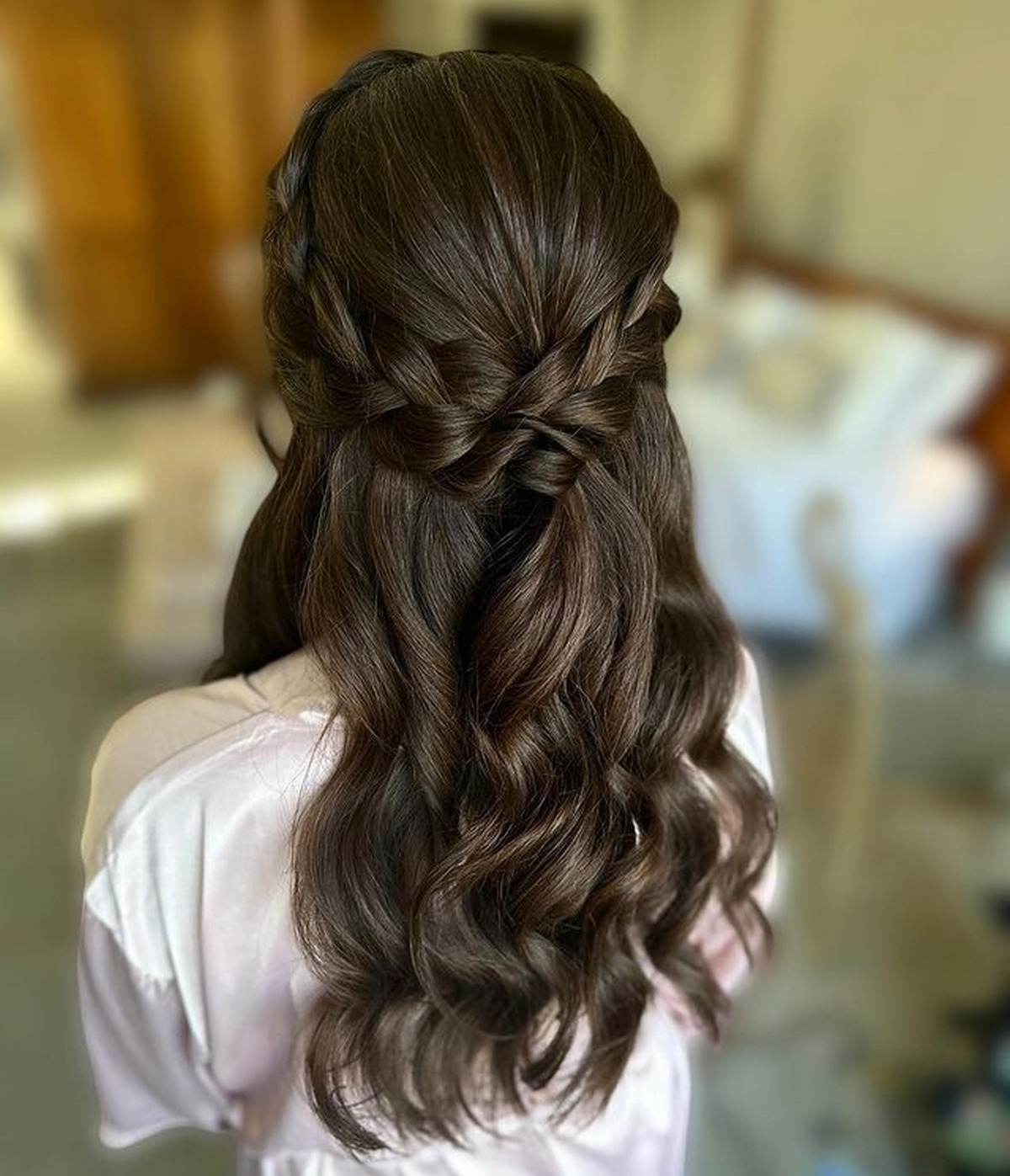 Half-Up Half-Down Dutch Braid