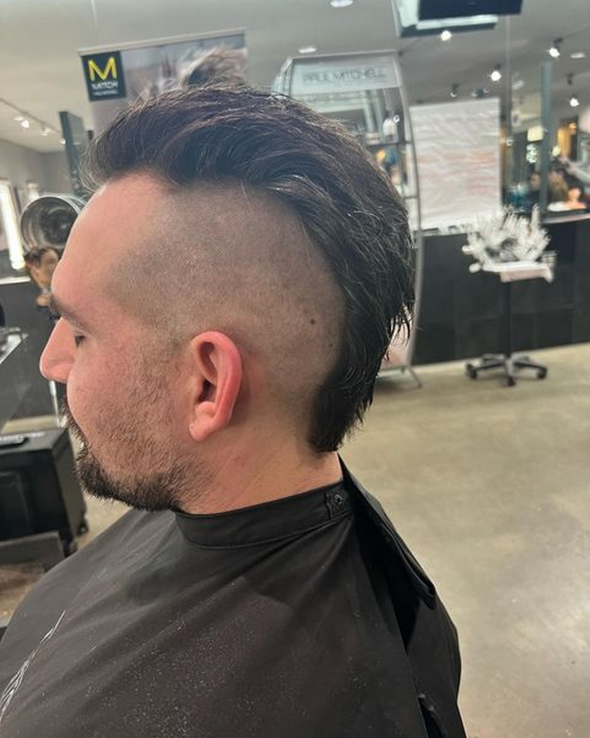 Mohawk hairstyle
