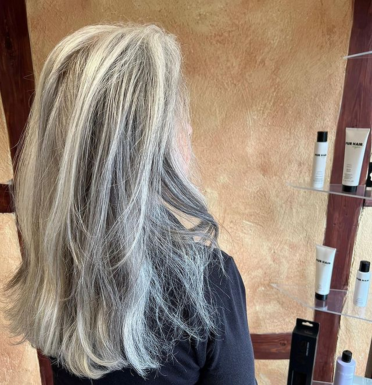 Swoopy layers for gray hair