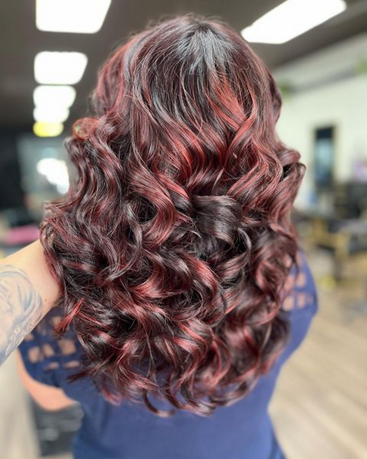 Black Wavy Hair With Red Highlights