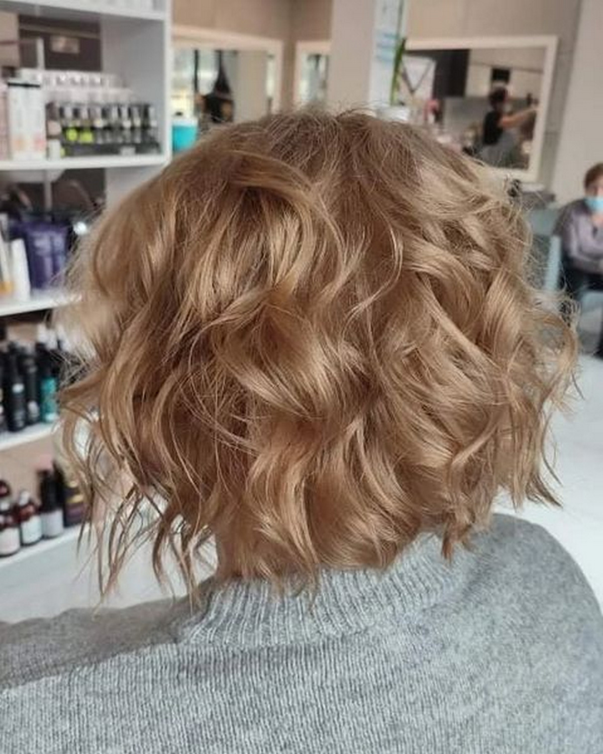 Neck-Length Wavy Bob