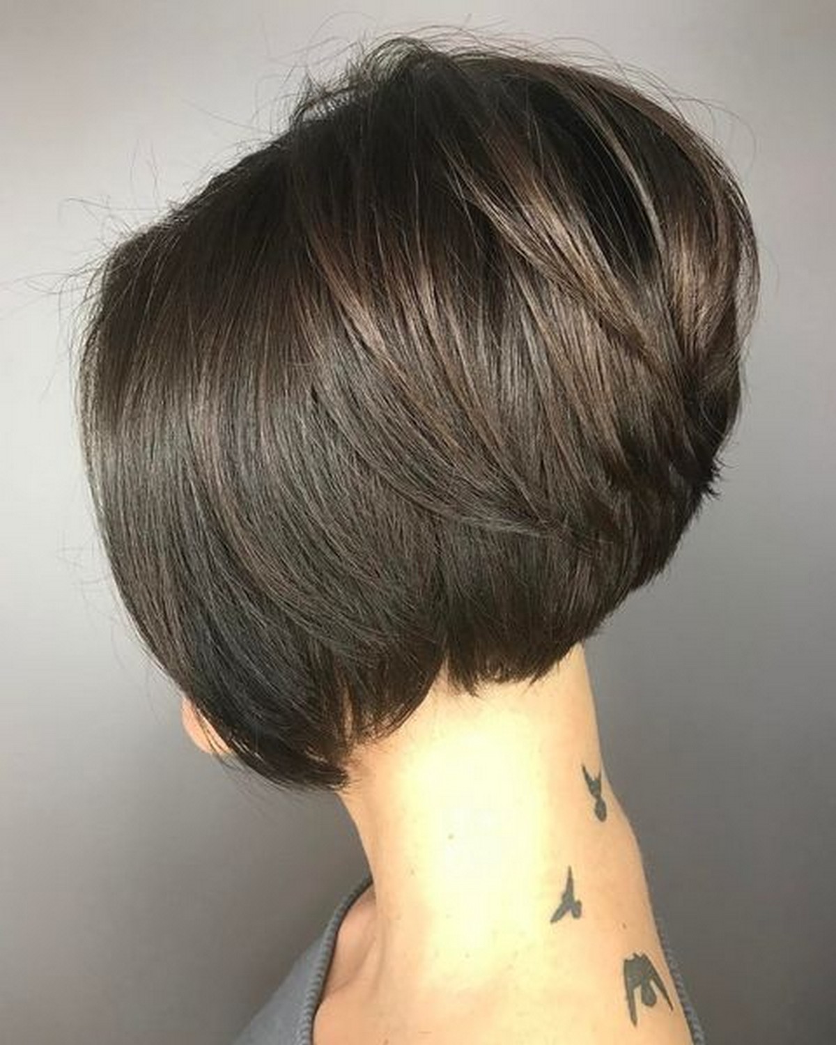 Inverted Bob With Elevated Crown
