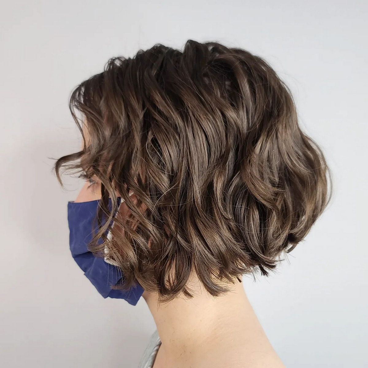 Short Wavy Dimensional Bob