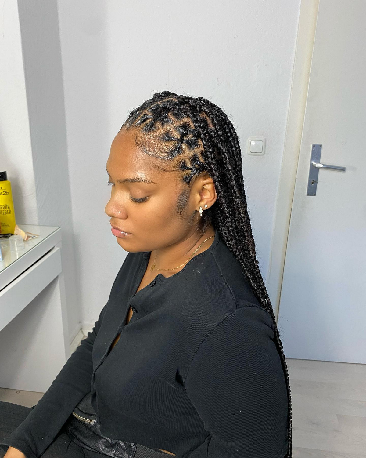 Criss Cross Knotless Braids