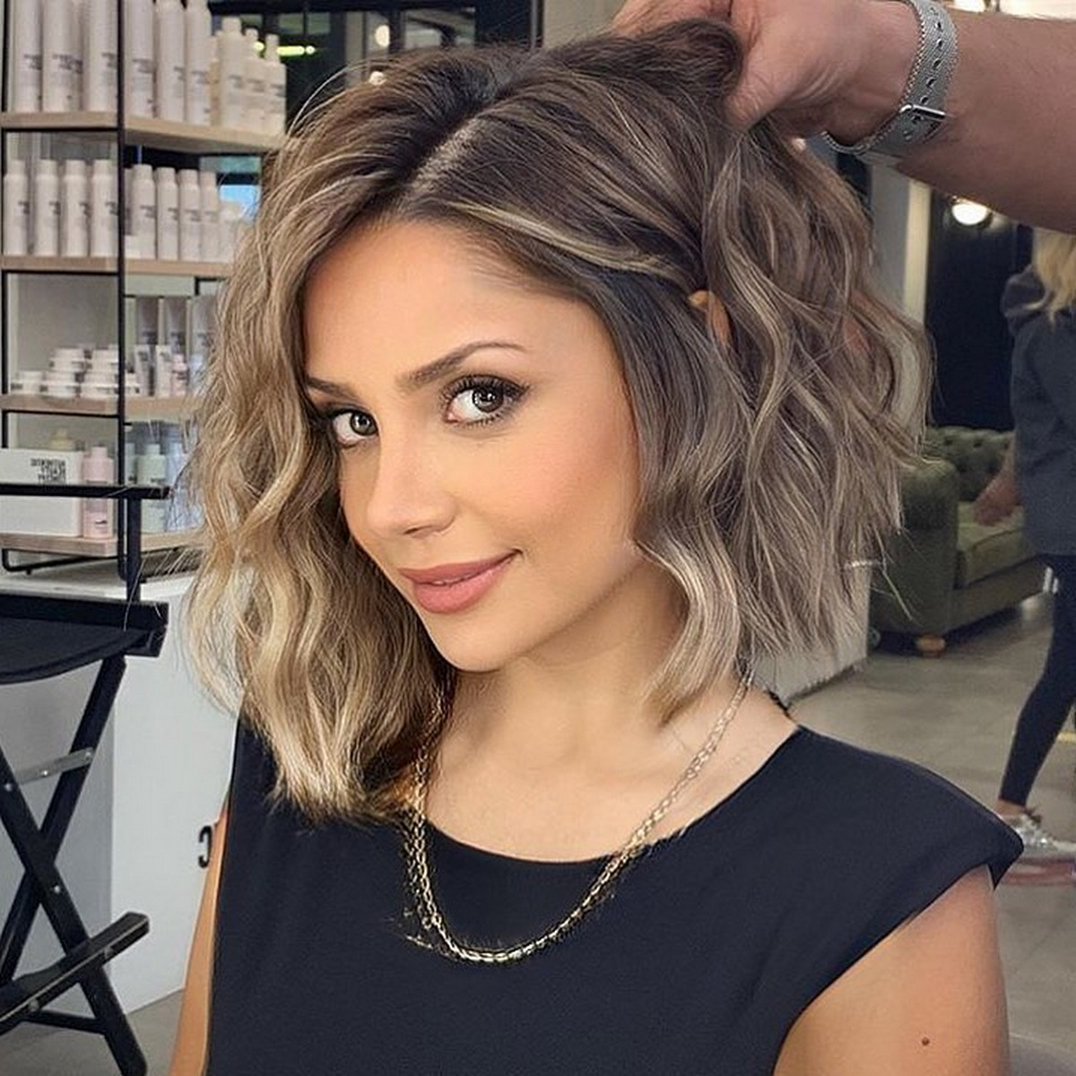 Shoulder-Length Wave Style Without Bangs