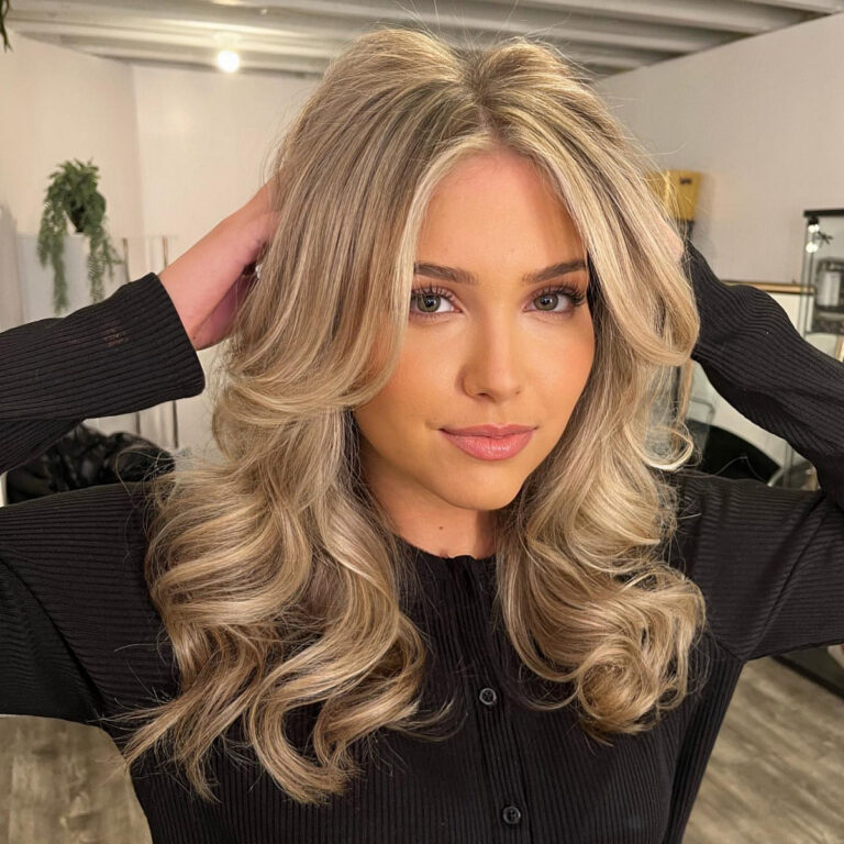 35 Stunning Curtain Bangs Hairstyles for Every Face Shape Hood MWR