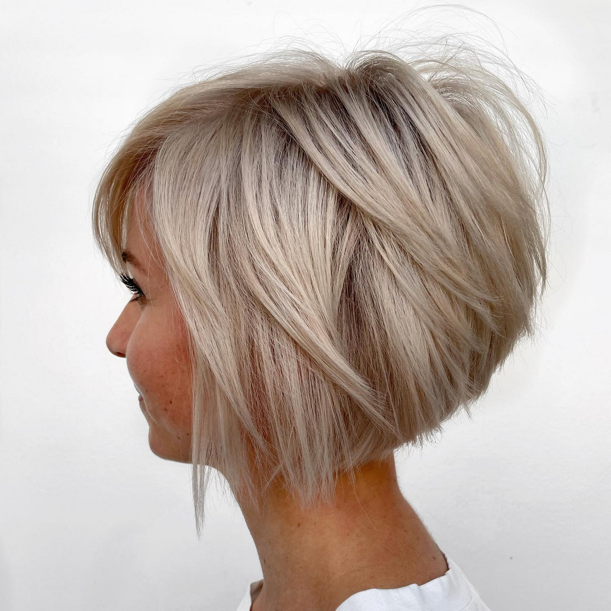 Hottest Short Layered Haircuts for Women - Short Hairstyle Ideas | Thick  hair styles, Short hair haircuts, Short layered haircuts