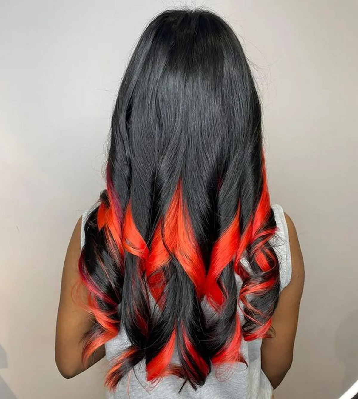 Long Body Waves With Scarlet Red Underneath