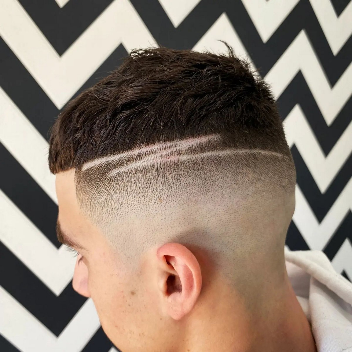 Fade with Zigzag Design