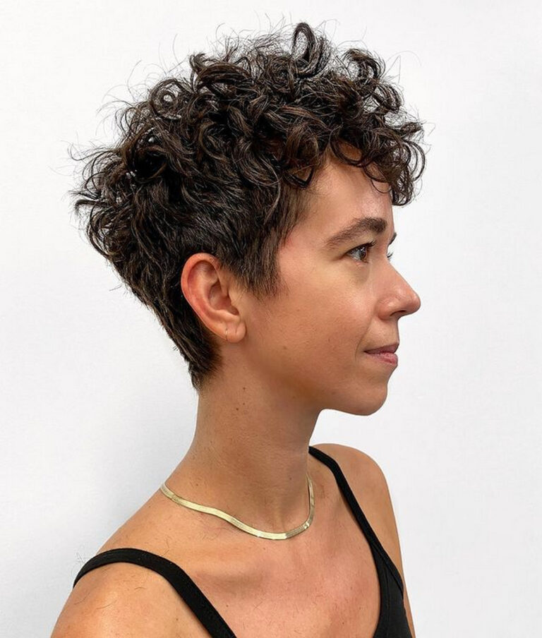 52 Flattering Curly Pixie Cut Ideas for All Face Shapes Hood MWR