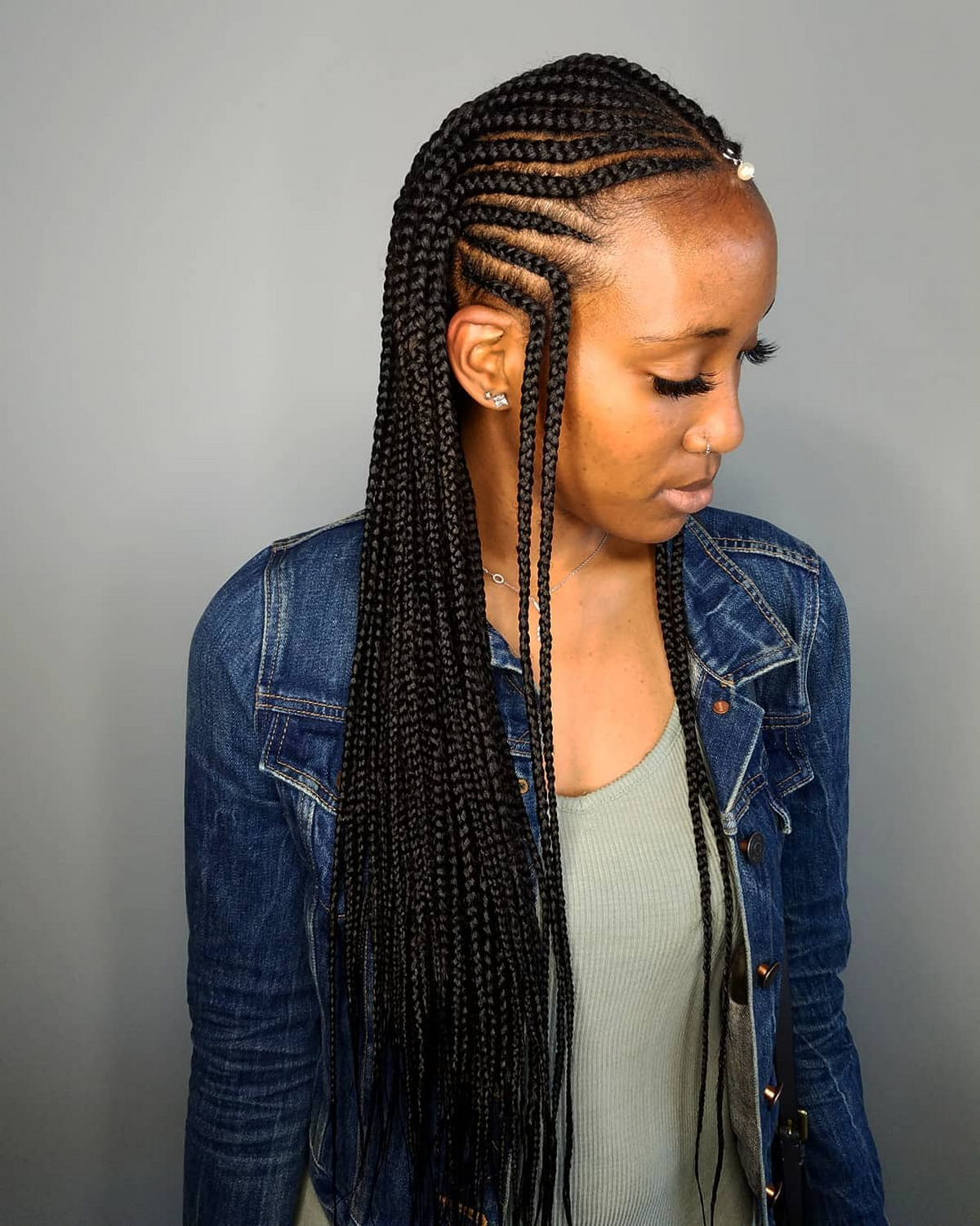 Simple Center-Part Fulani Braids With A Forehead Bead
