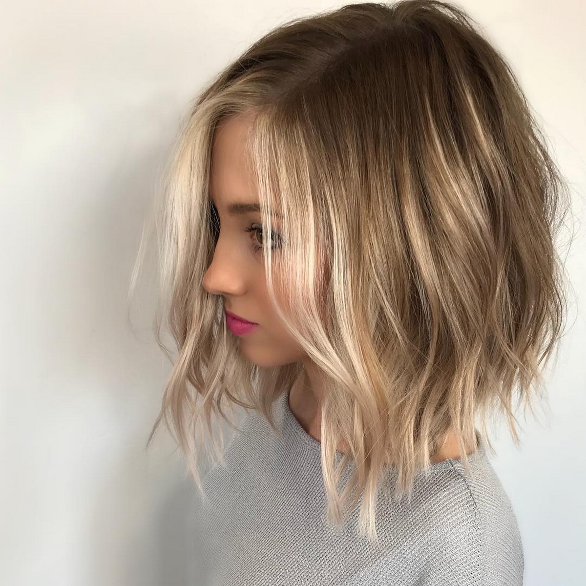 Bob Cut With Face-Framing Lightening