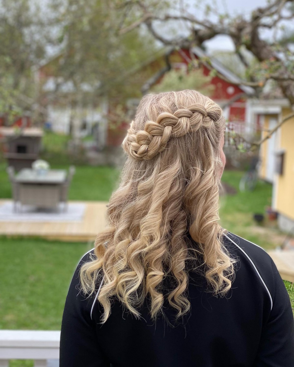 Curls With Dutch Braid