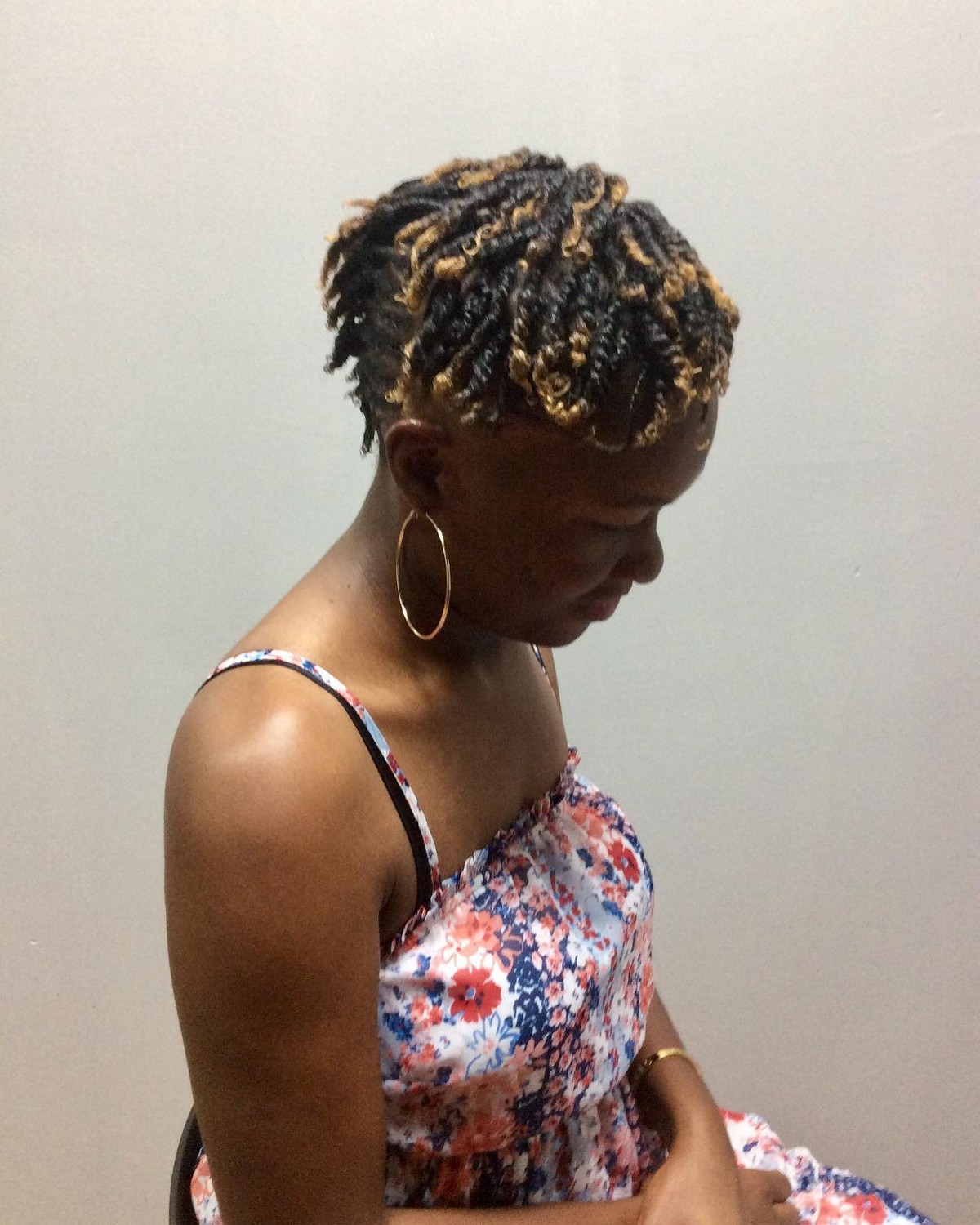 Flat Twist With Blonde Highlight