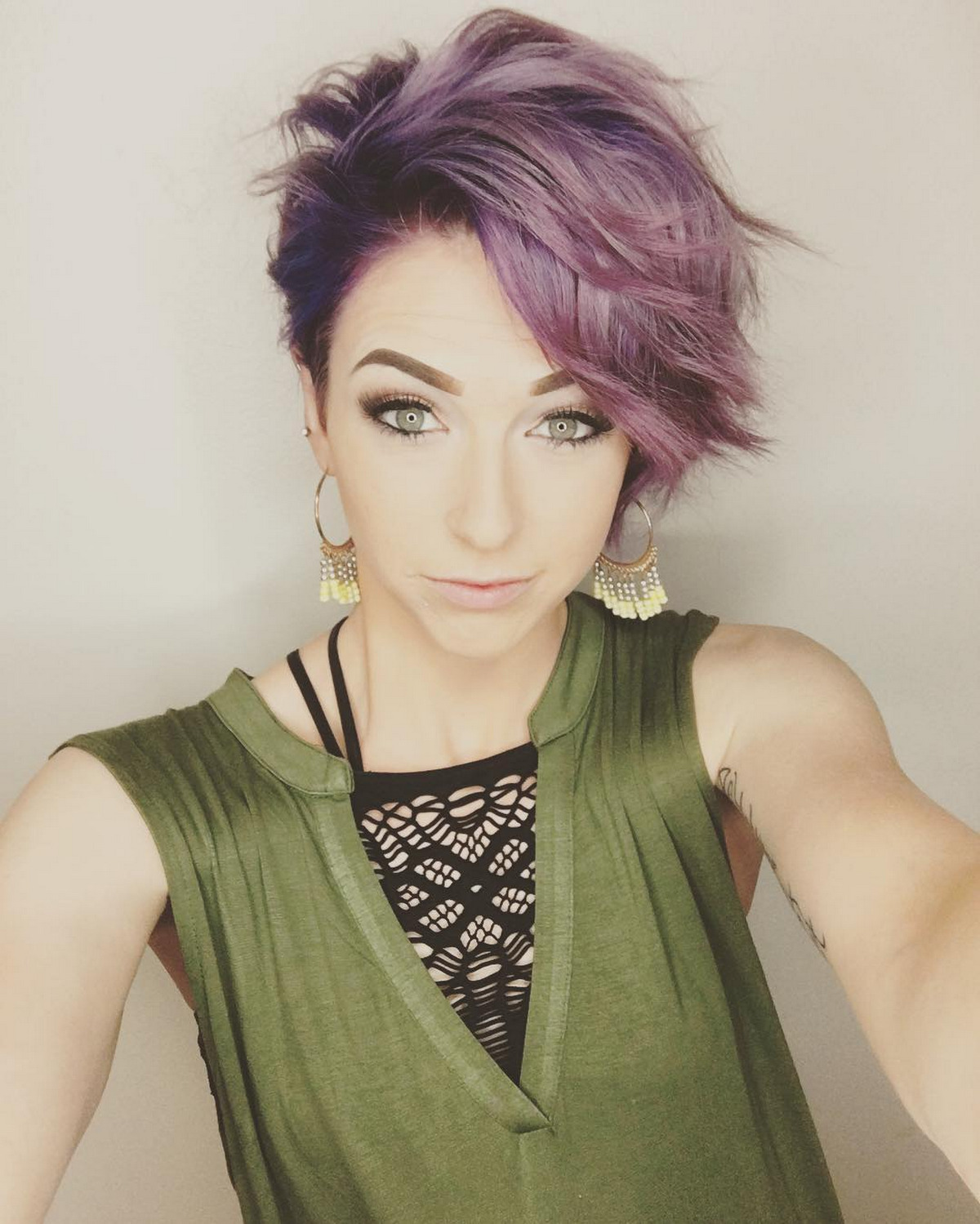 Violet Pink Layered Short Hair Asymmetrical