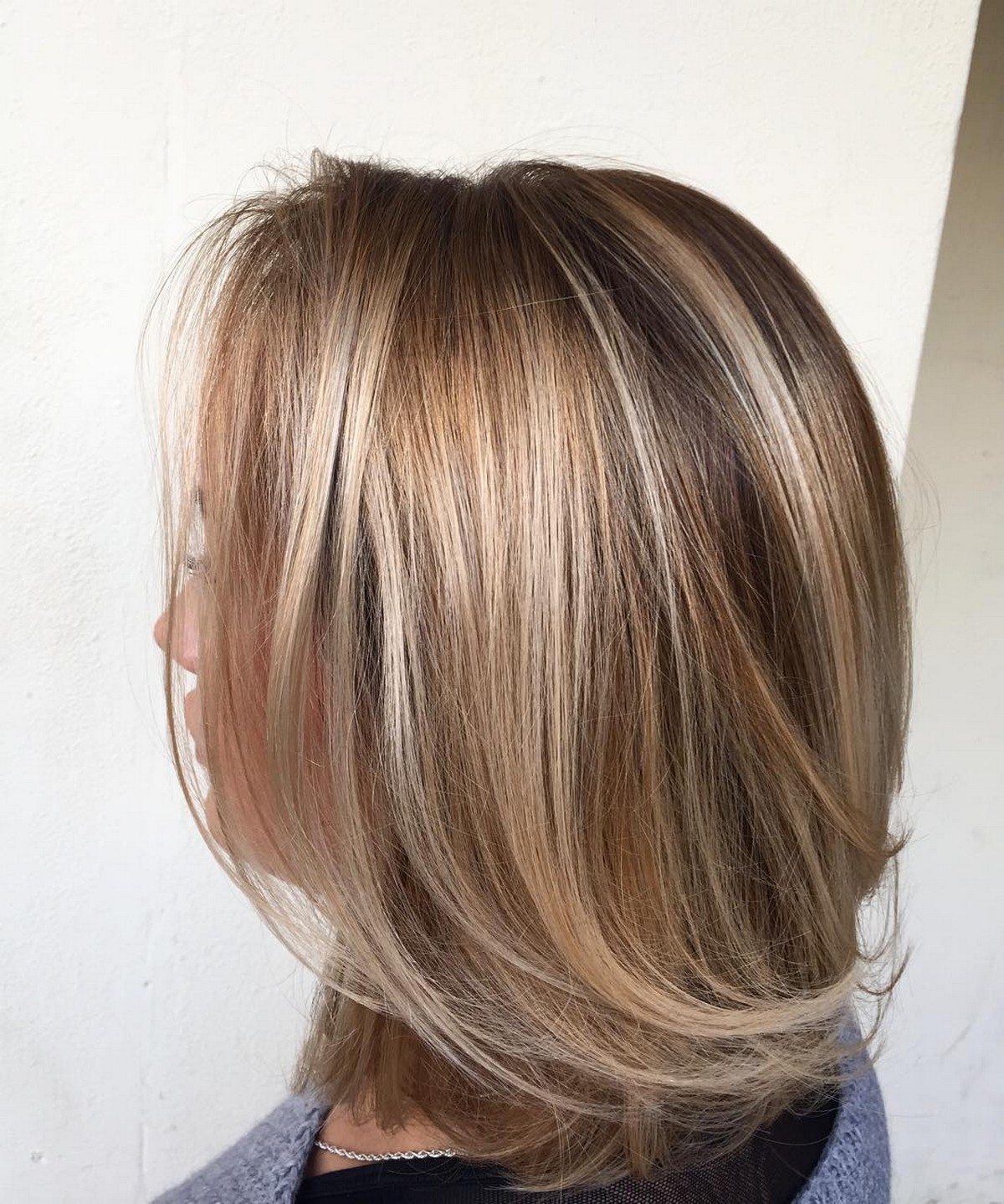 Bronde Lob With Swoopy Layers