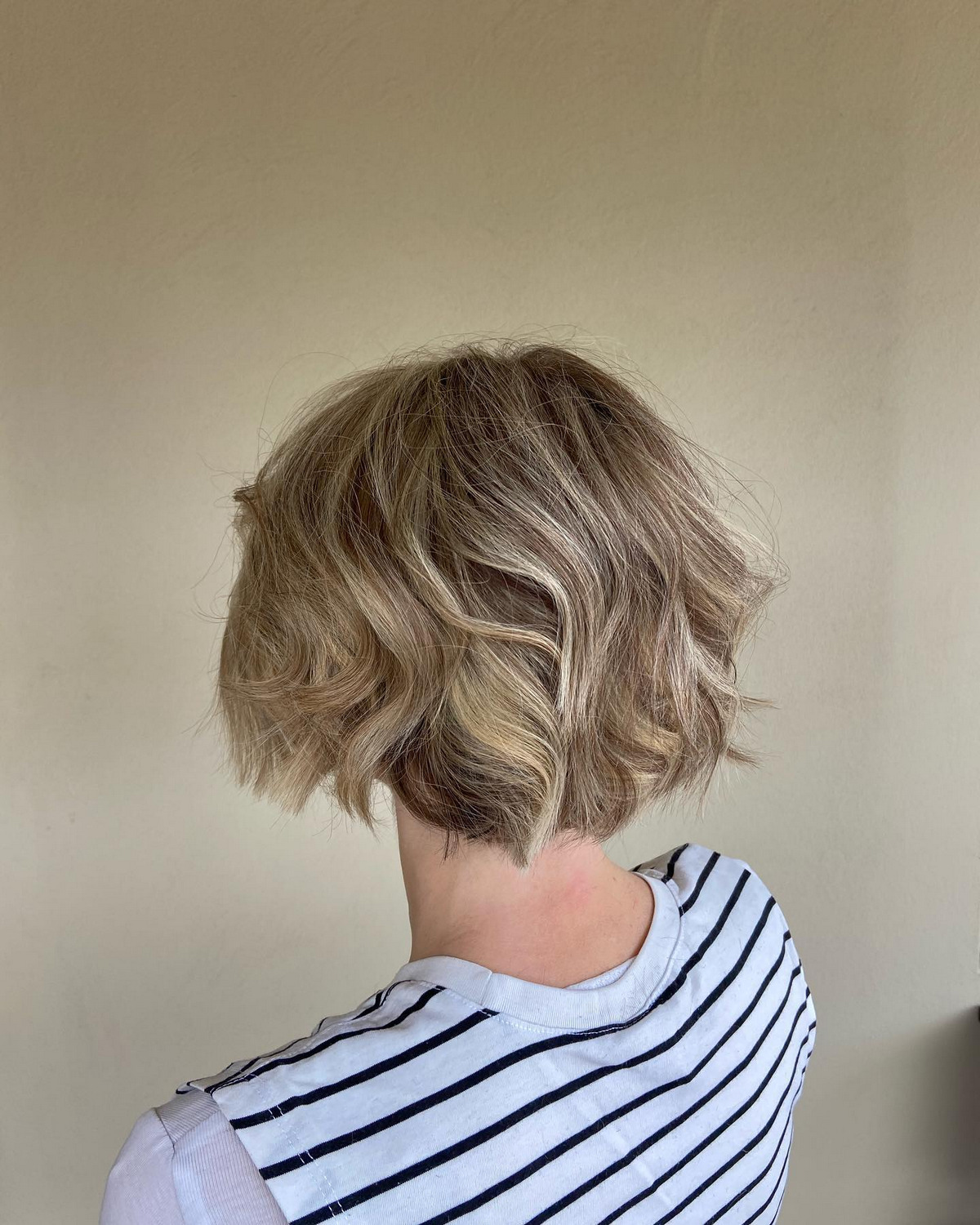  Short Messy Bob