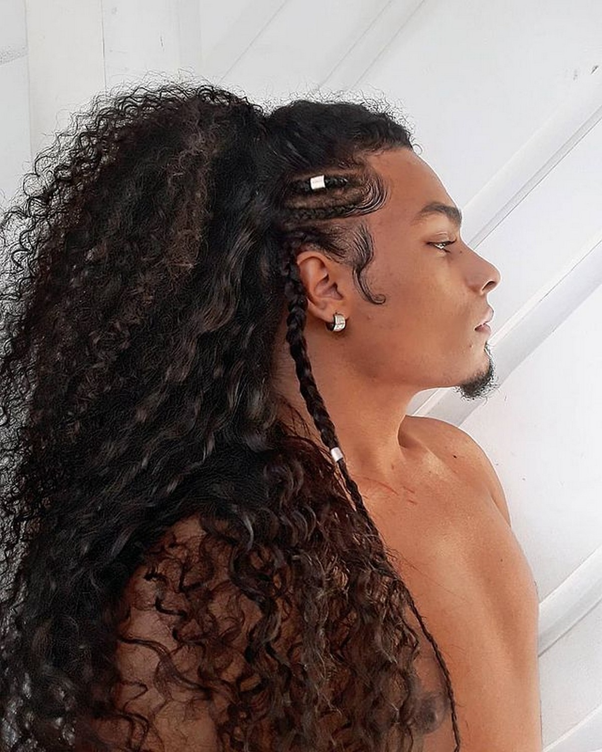 Ponytail With Messy And Curly Long Hair