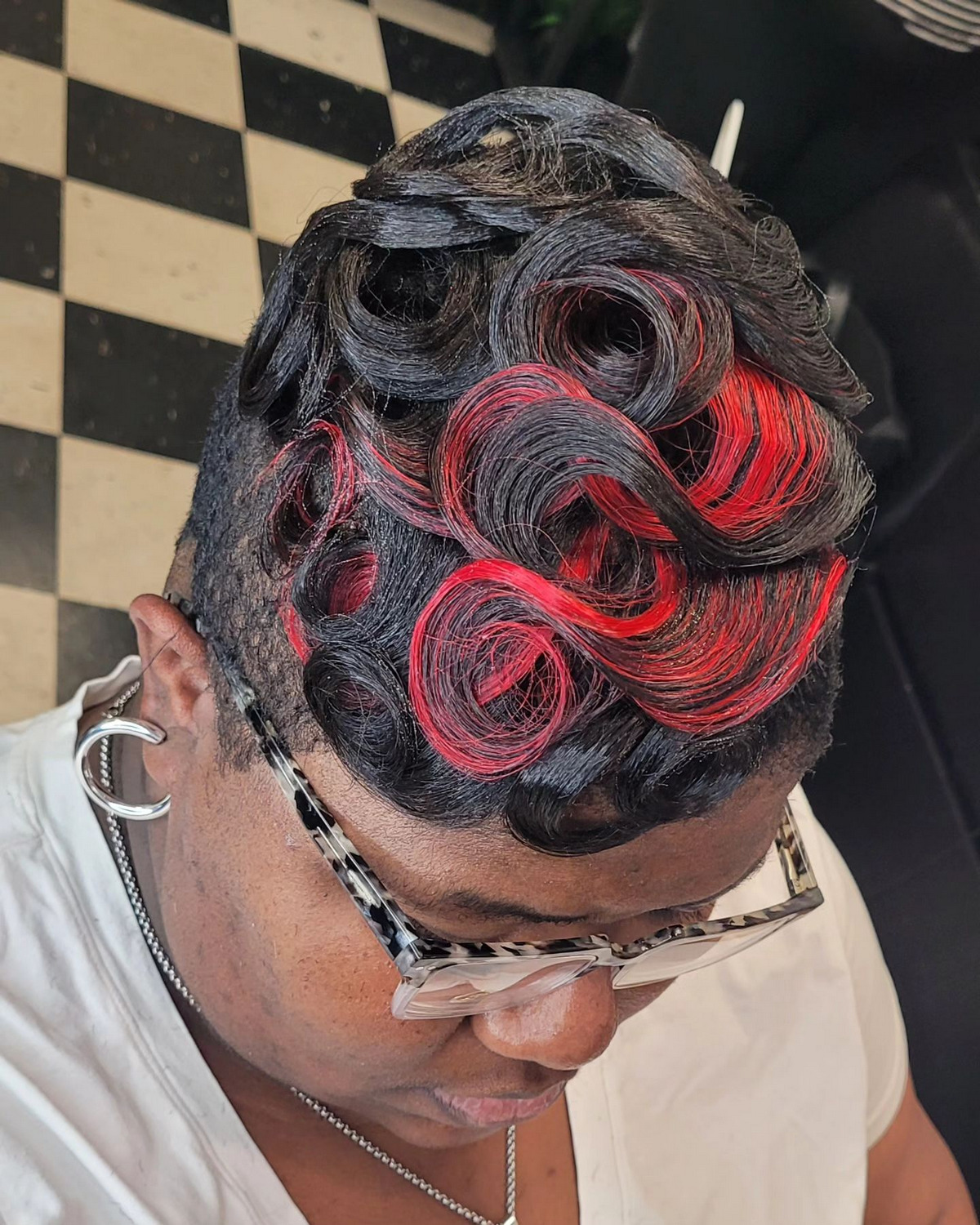 Shadow Root Finger Waves 