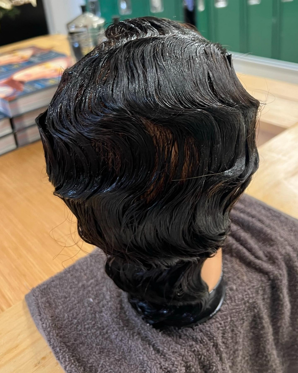Wet Look Finger Waves