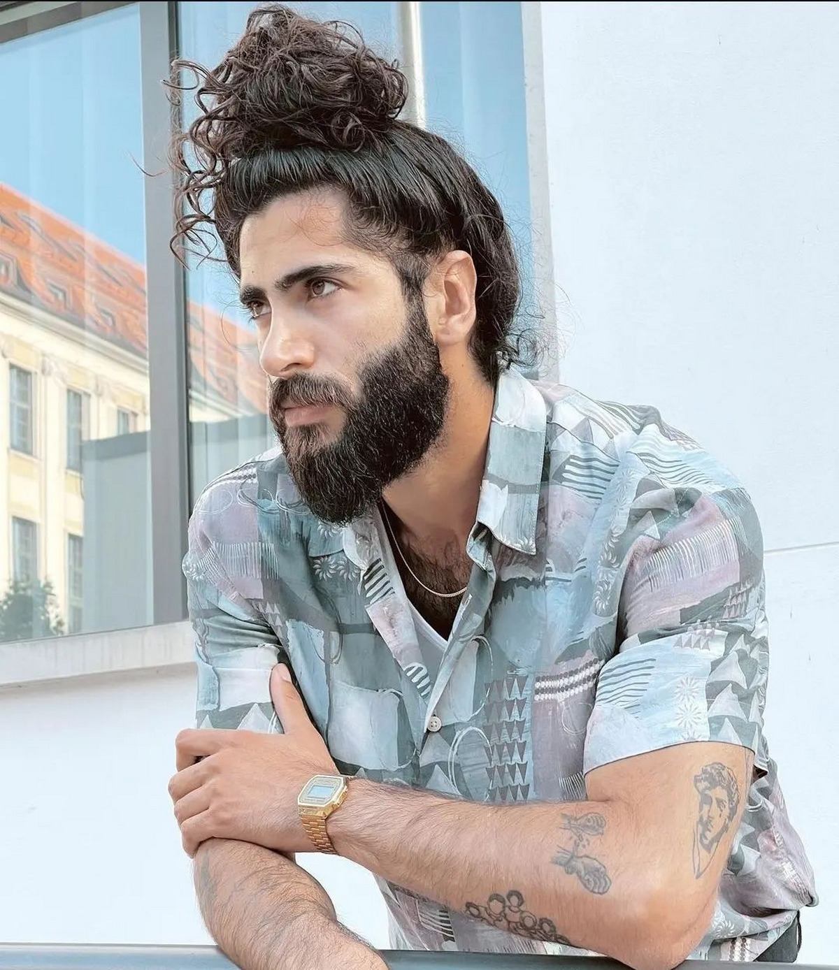 Curly Messy High Top-Man Bun