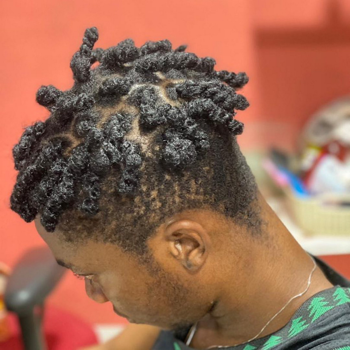 Twist-Out Haircut