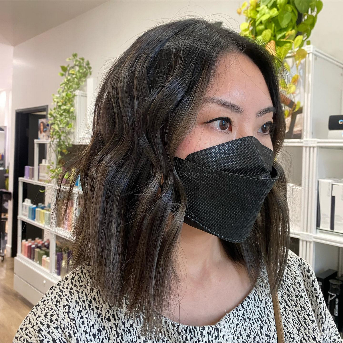 Wavy Asymmetrical Bob