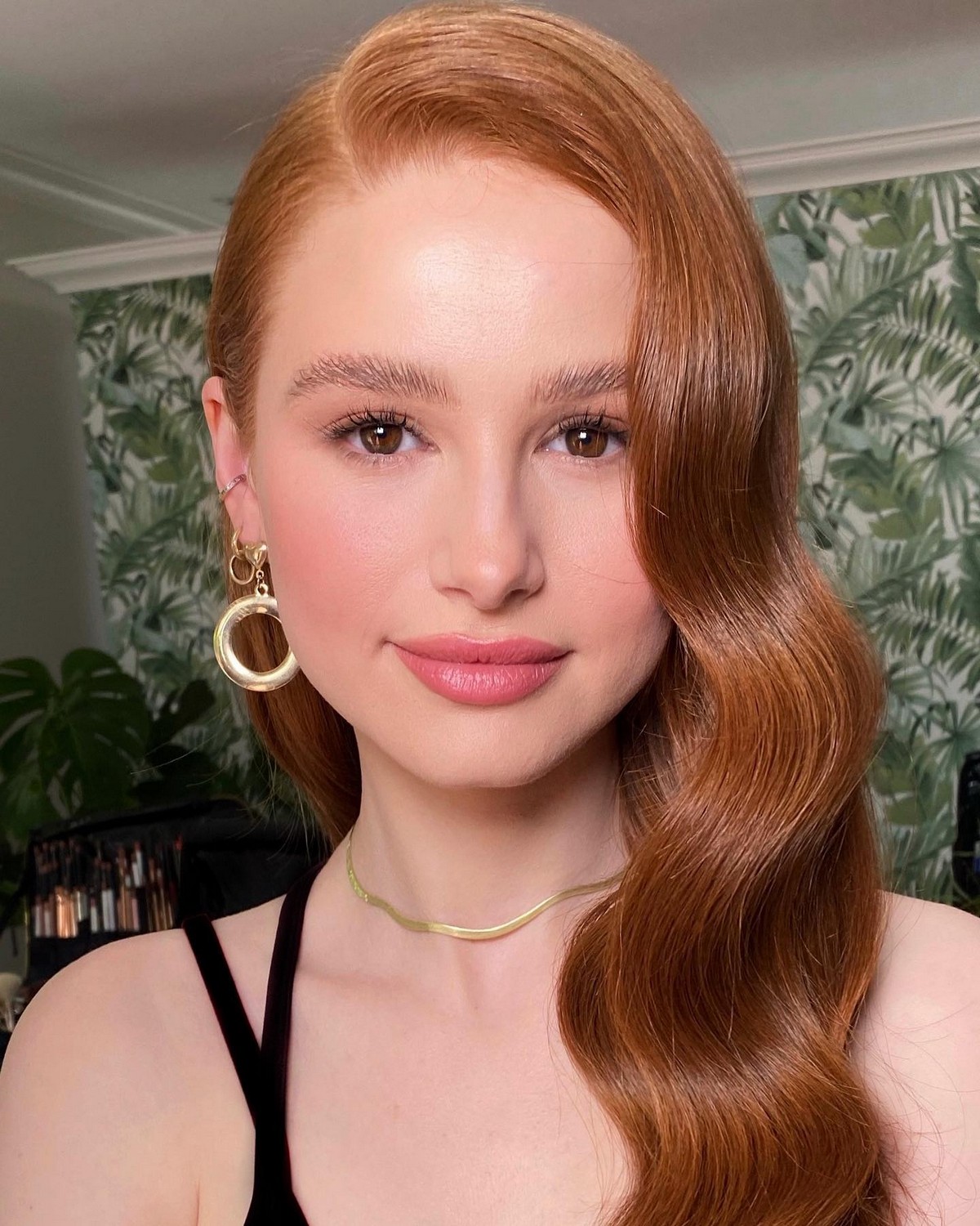 Deep Side Part with Waves