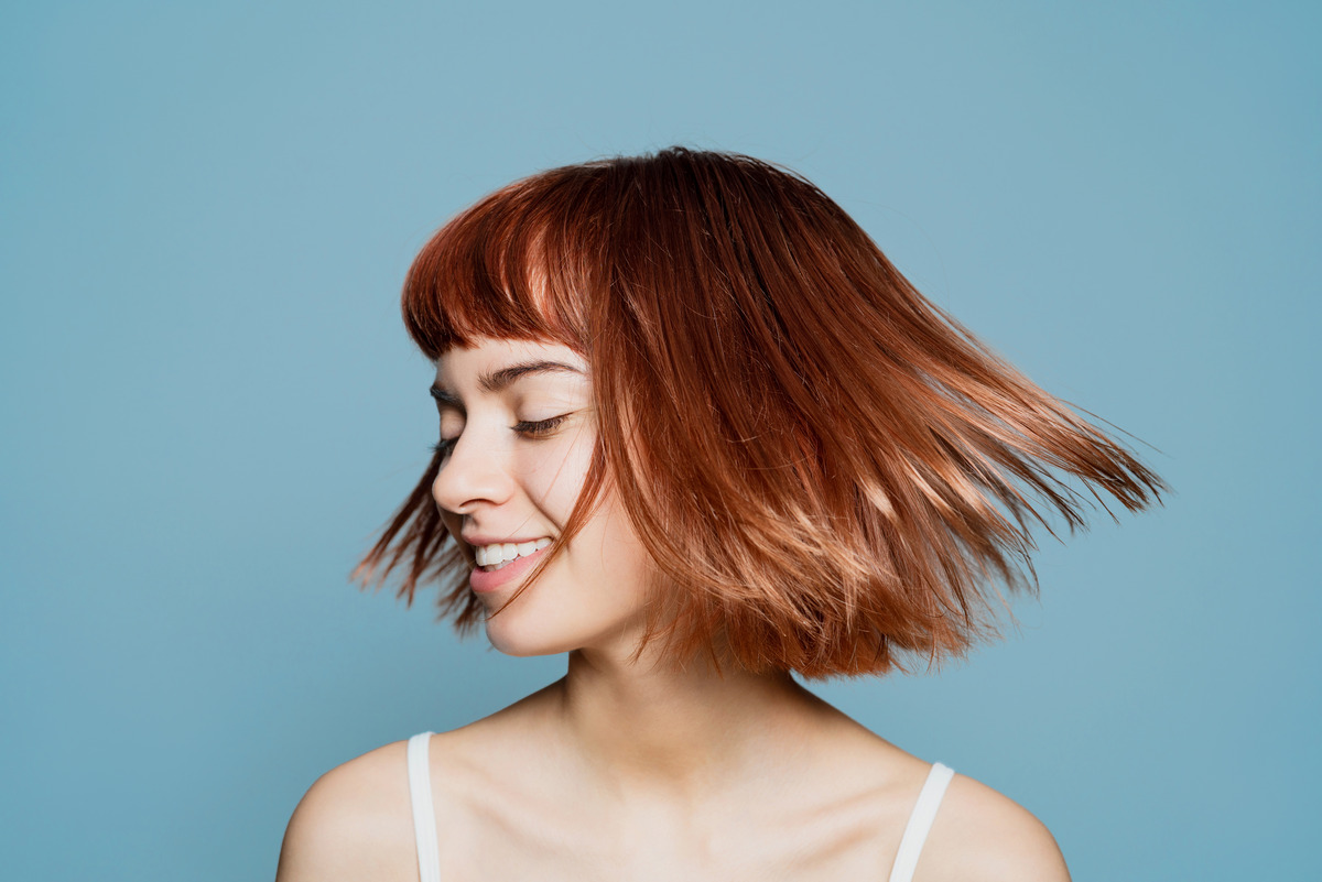 Red Auburn Bob With Highlighted Hair