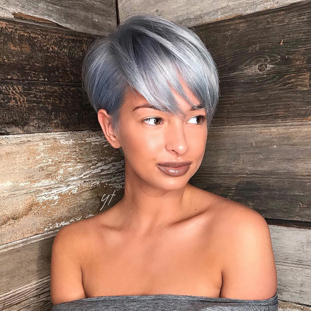 Blue-Tinted Silver Pixie Bob With Side Bangs