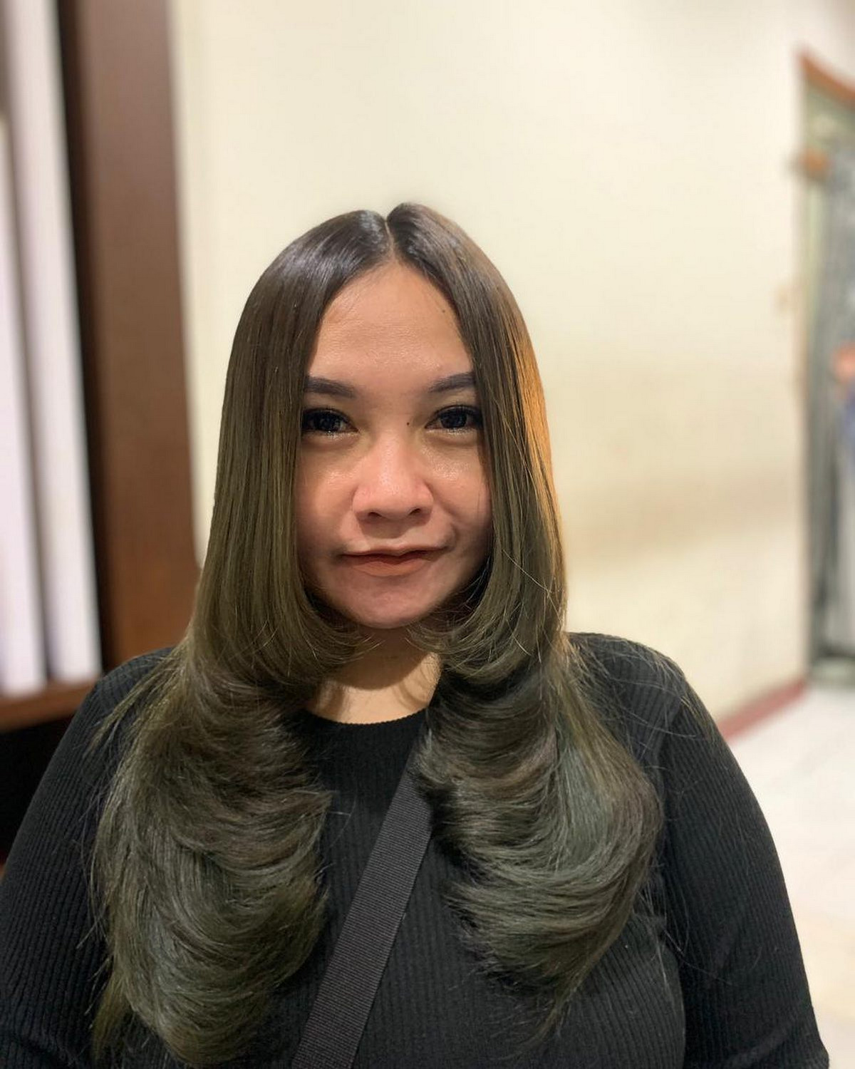 Over Layer Long Bob With Long Middle Part Bangs