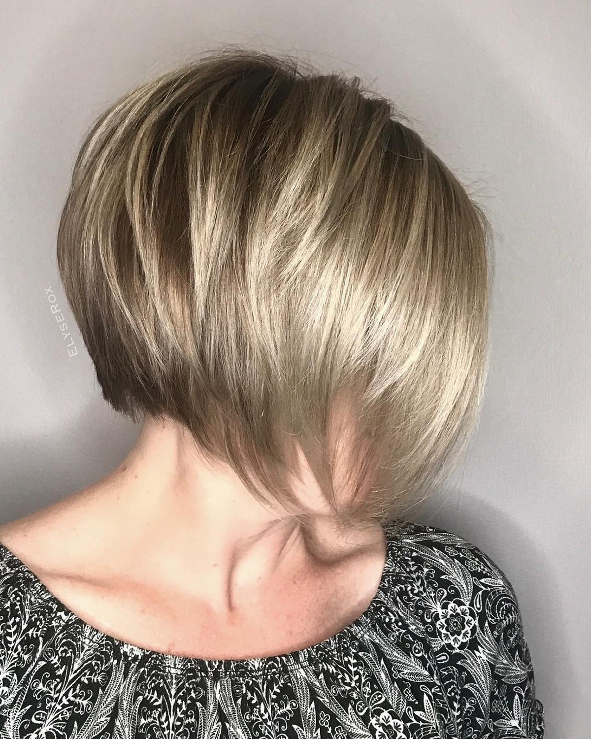 Short Layered Bob