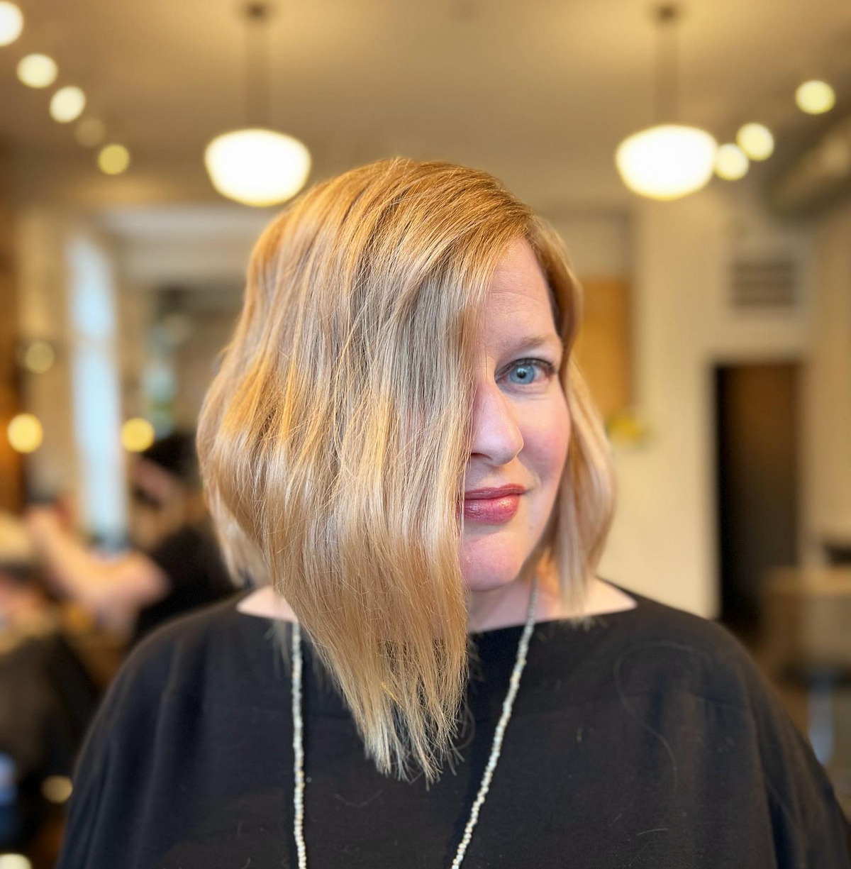 Asymmetrical Wavy Lob