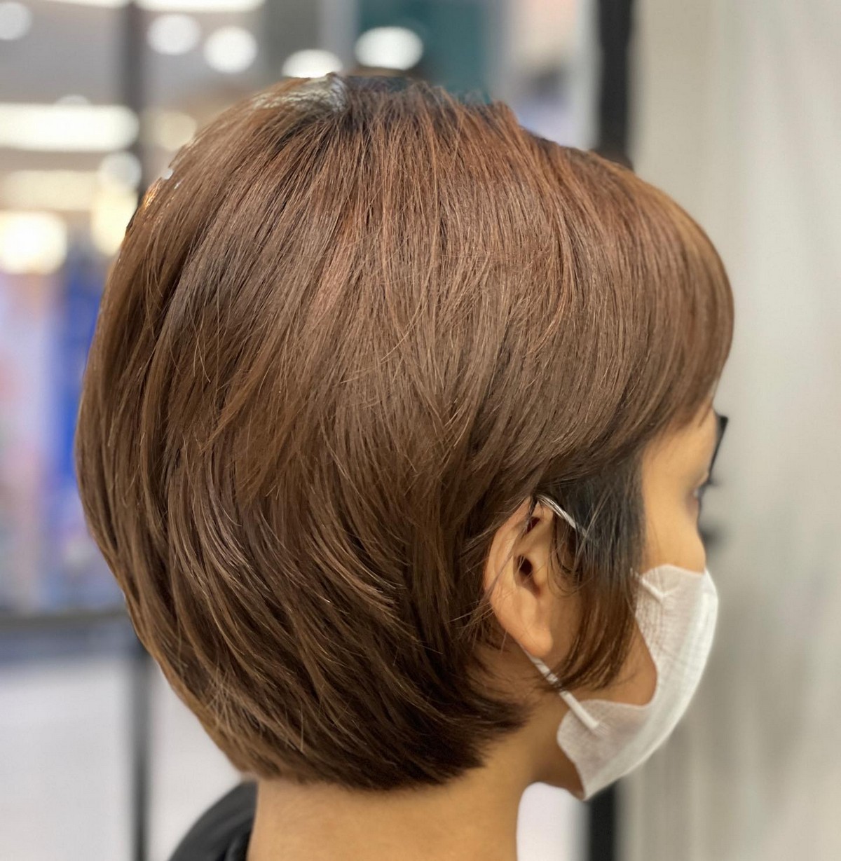 Caramel Blonde Rounded Layered Bob