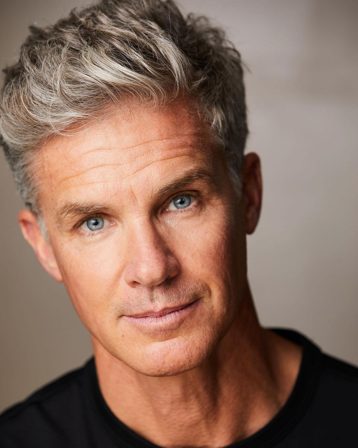 Short Wavy Hairstyle for Grey Hair