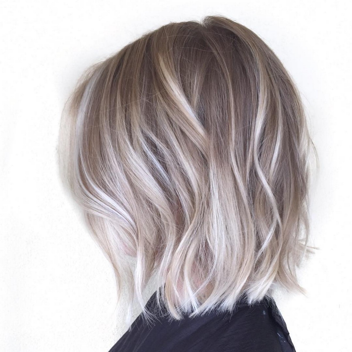 Highlighted Blonde Bob