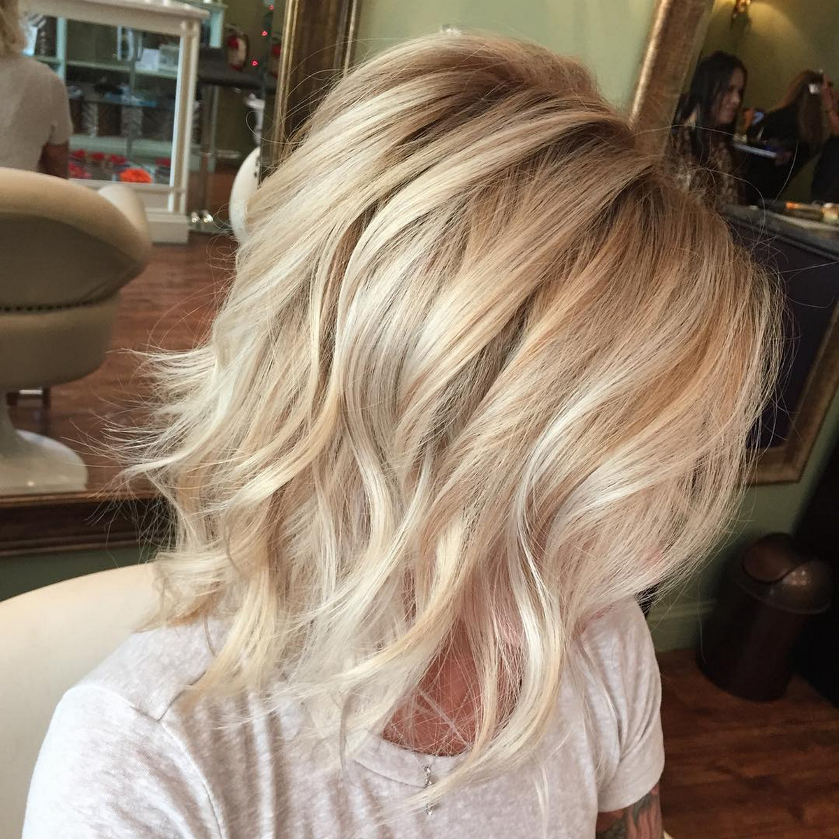 Layered Honey and Platinum Hairstyle